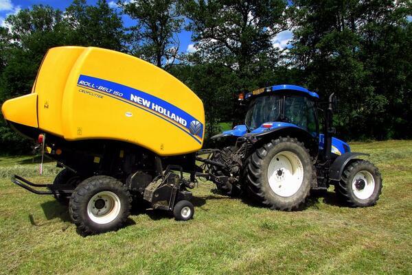 New Holland Roll-Belt 150 CropCutter u zákazníka na Klatovsku | AGROTEC a.s.