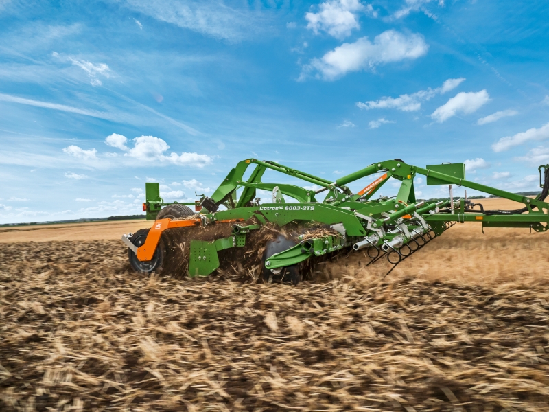 CatrosXL6003-2TS_SS_Fendt_d0_kw_P7149585_d1_190813-(1).jpg CatrosXL6003-2TS_SS_Fendt_d0_kw_P7149585_d1_190813-(1).jpg